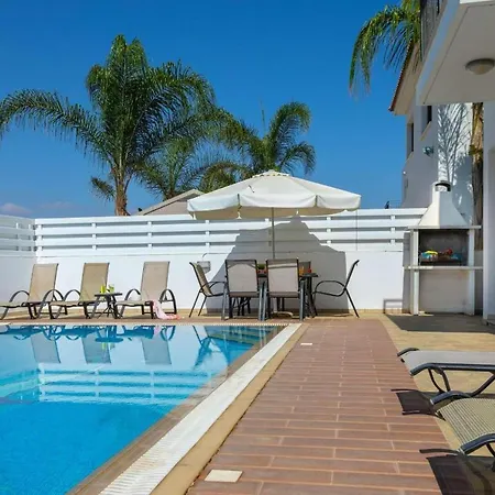 Villa Olive Palm