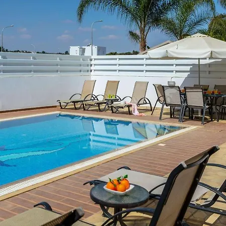 Villa Olive Palm *