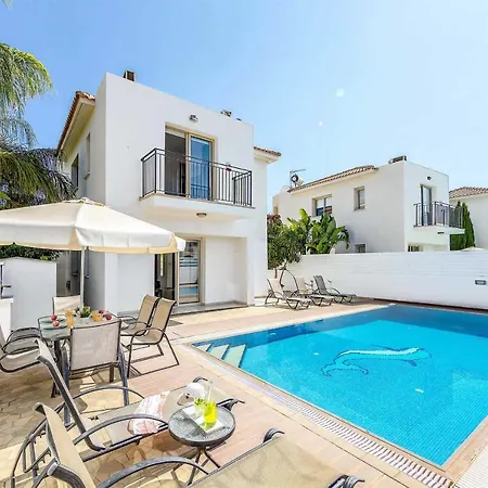Villa Olive Palm Protarász